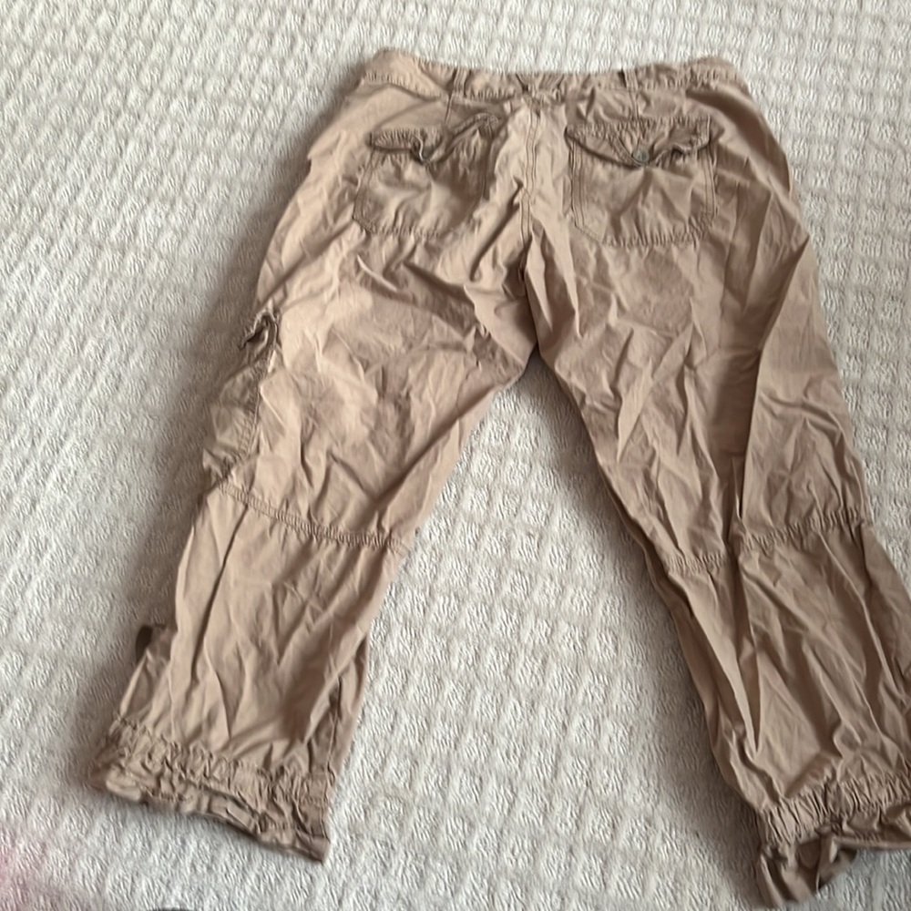 Gap Capri - Picture 3 of 7